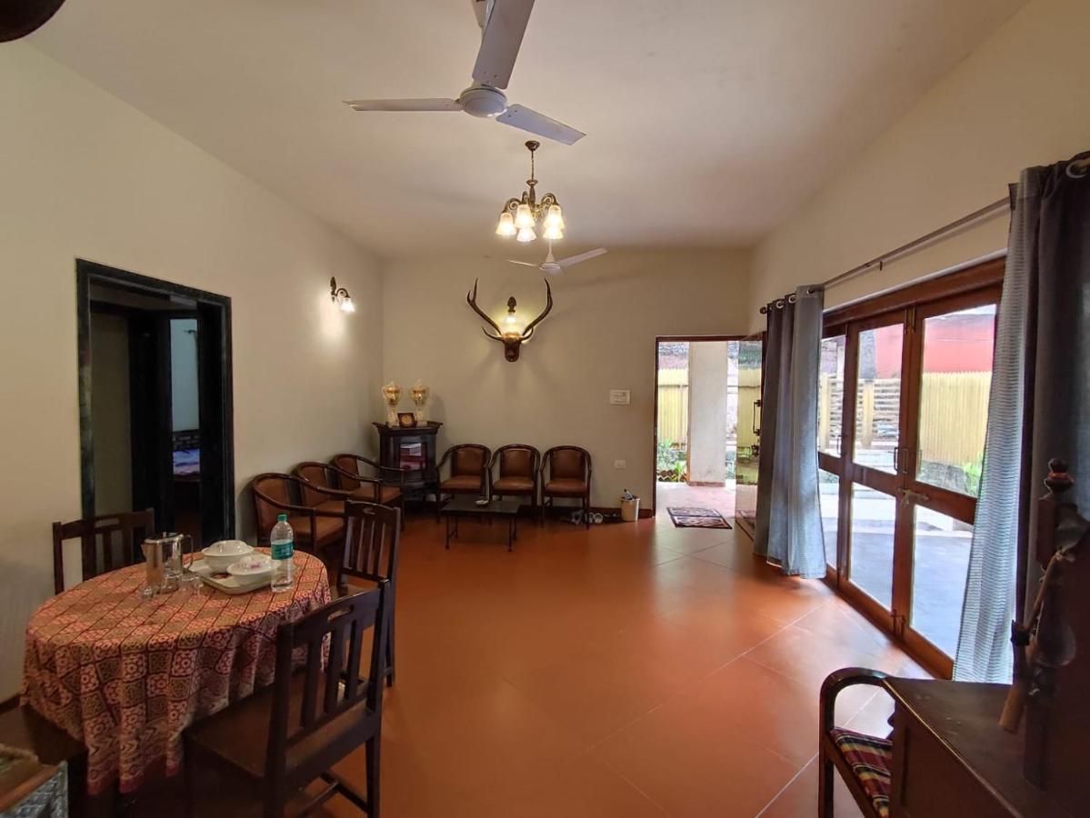 Nivritti Villa マテラン エクステリア 写真